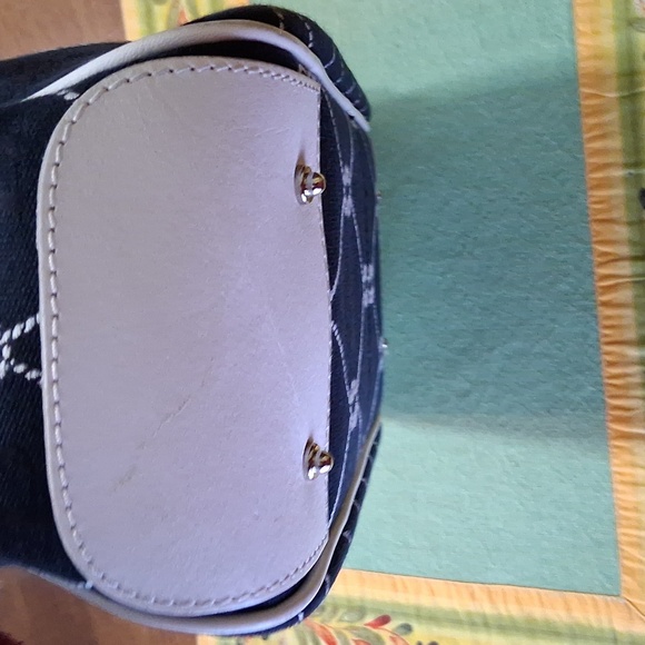 Dooney & Bourke Black and White Satchel - Picture 5 of 12